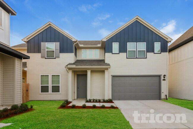 Building Photo - 22745 Terrazzo Dr