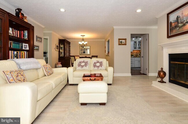 Photo - 10204 Oakton Terrace Rd