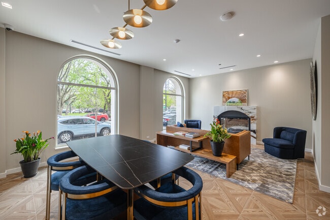 Library - The Nest at Lincoln Park West