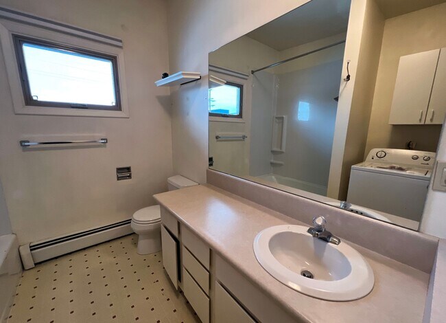 Photo - 302-308 N 11th Ave Unit 302 N 11th Ave