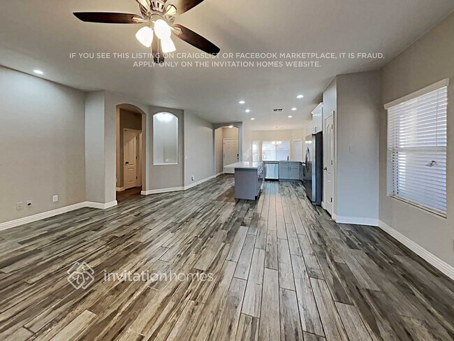 Photo - 112 S 120th Ave