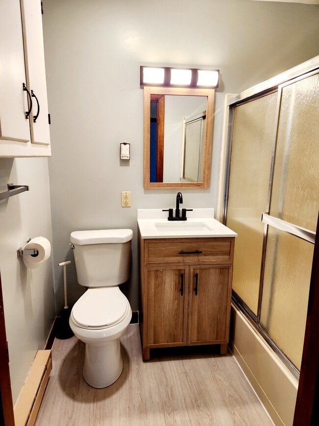 Photo - 269 E Main St Unidad A