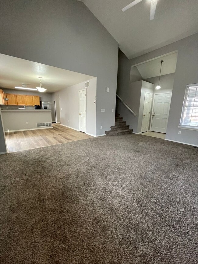 Photo - 6511 Stagecoach Ave