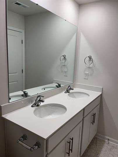 Photo - 38 Malcolm Ct