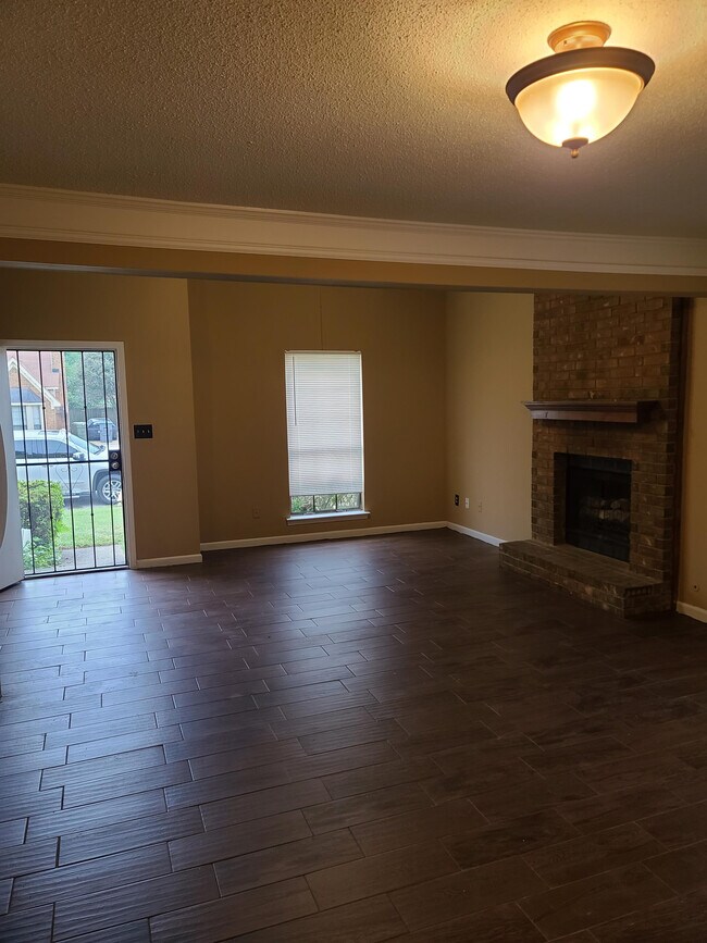 Photo - 5791 Plum Valley Dr