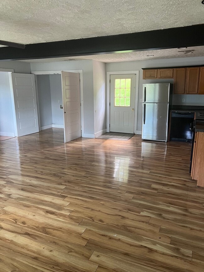 Photo - 1639 Anneta Rd