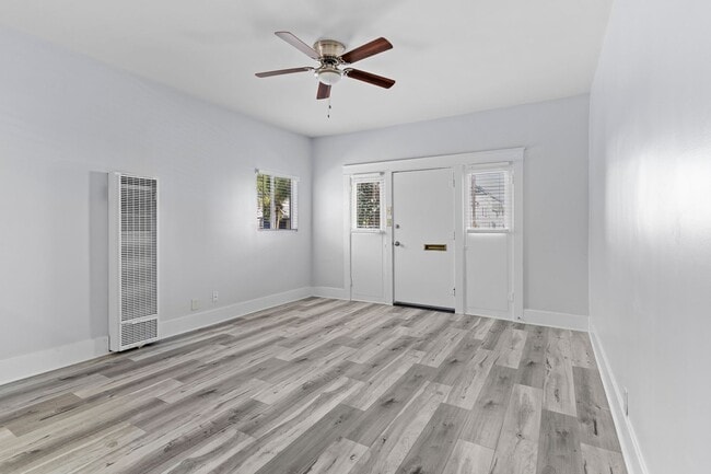 Photo - 119 Orange Ave Unit 01