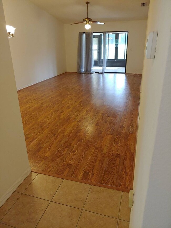 Photo - Beautiful 2 bedroom 2 bathroom condo for rent in Dunedin - Heather Ridge North 55+ community! Unit 106