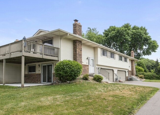 Building Photo - 851 145th St E Rental