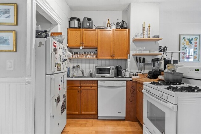 Photo - 577 Tremont St Unit 2
