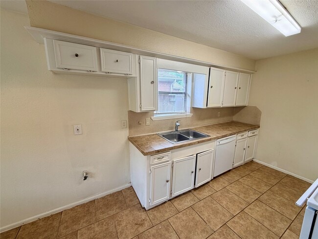 Photo - 15811 Nutcracker Ct