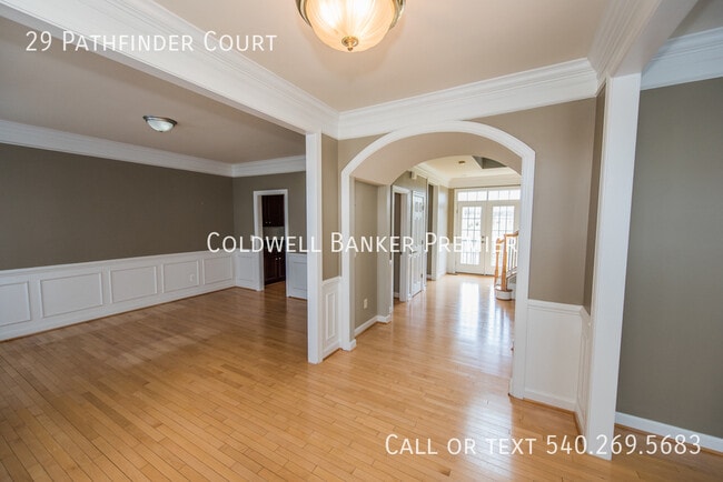 29 Pathfinder Ct