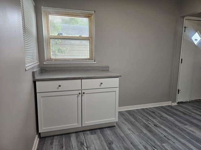 Photo - 1062 Brentnell Ave