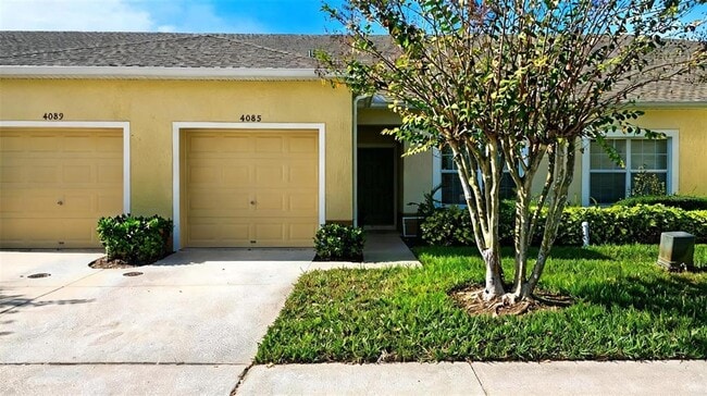 Building Photo - 4085 Shadetree Ln