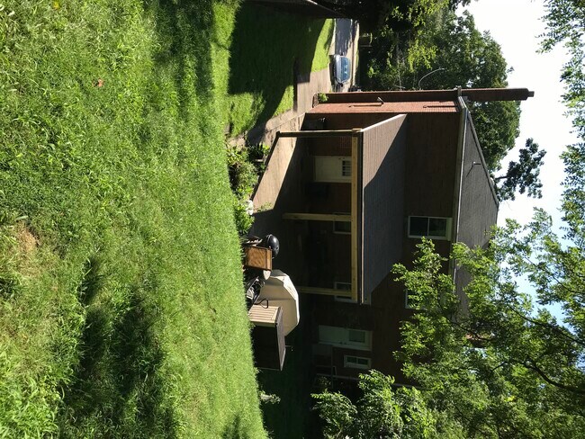 Photo - 1206 Woodbine St