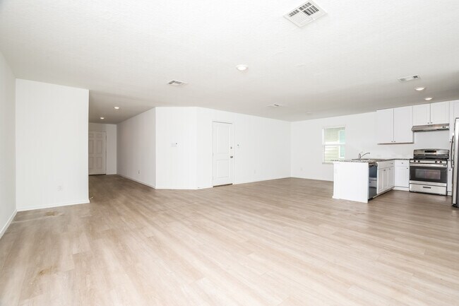 Photo - 2851 Ruby Crossing