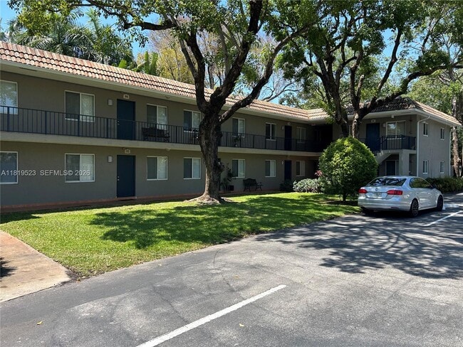 Photo - 1111 SW 4th St Unit 6