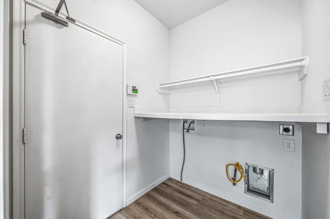 Photo - 4118 Lake Cypress Cir