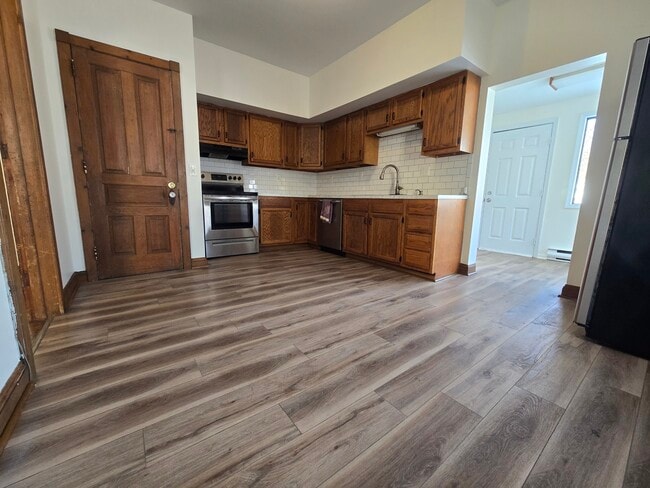 Photo - 146 Analomink St