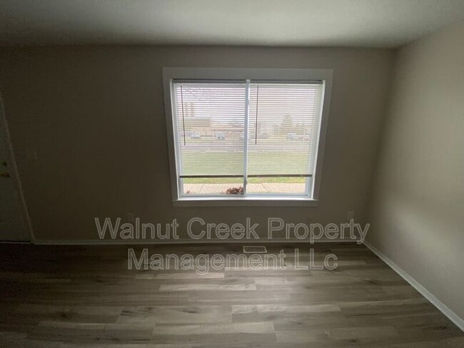 Photo - 5520 Beavercrest Dr Unidad #12