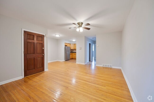 Building Photo - 3929 Lankenau Ave Unit 2F Rental