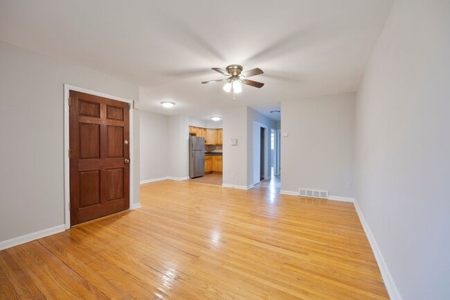 Photo - 3929 Lankenau Ave Apartment Unit 2F