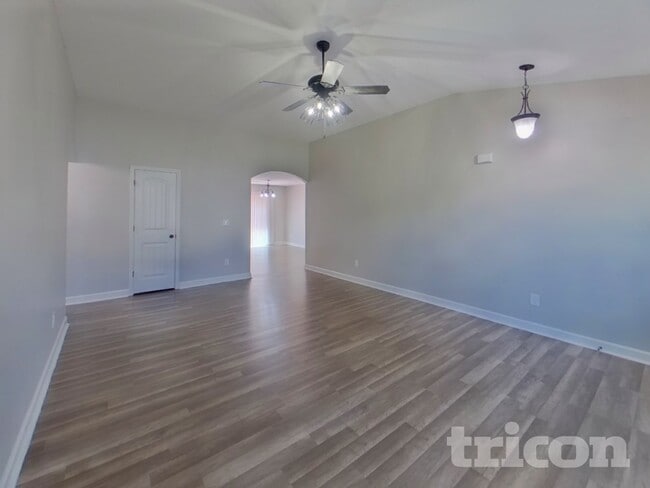 Photo - 456 Blairwood Ct