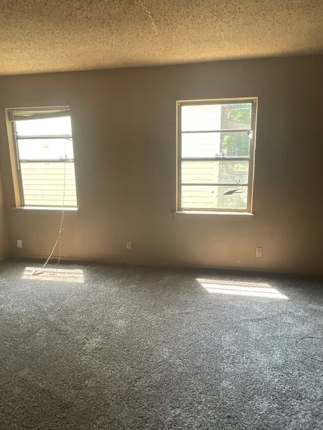 Photo - 6512 Canal Blvd