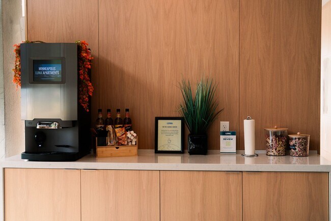 Photo - Luna Apartments