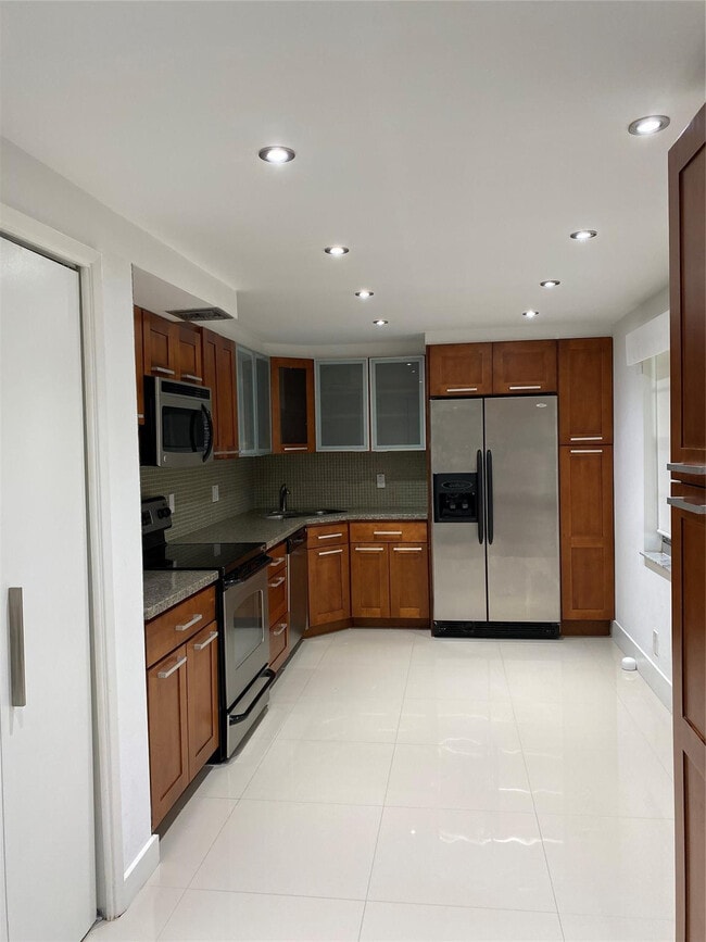 Photo - 4280 Oaks Terrace Unit 102