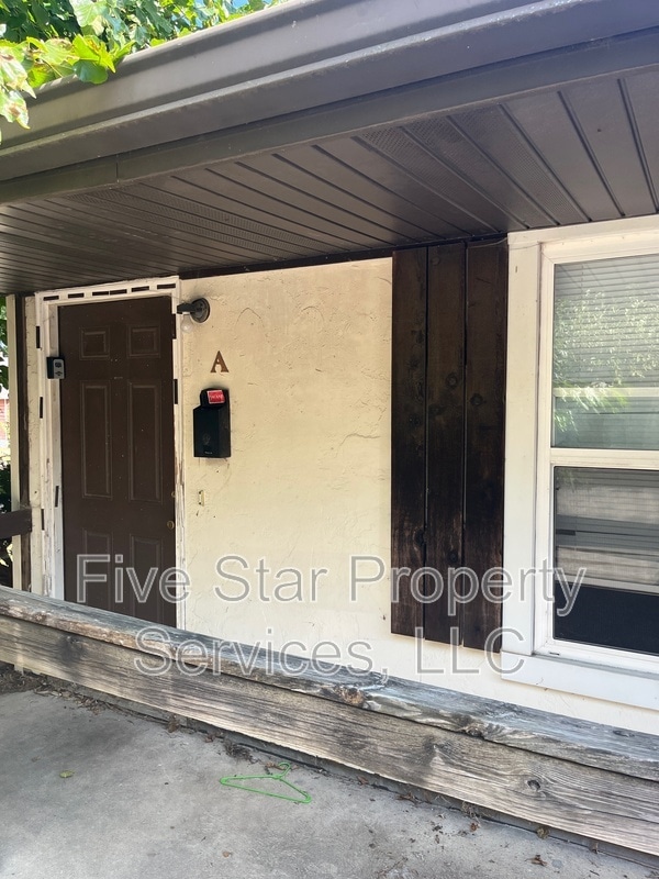 Building Photo - 524 E Ridgely Ave Unit Apt A