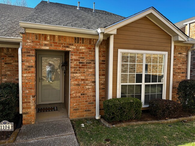 Photo - 415 Thigpen Dr