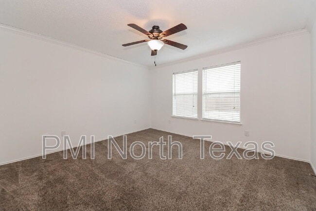 Photo - 1571 Thornhill Ln