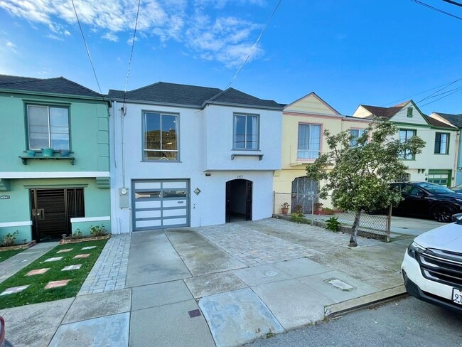 Photo - Beach Lover SF Home 3BR/2BA + Bonus Room! Large Yard! Outer Sunset! PROGRESSIVE