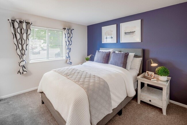 Steeplechase Apartments and Townhomes
