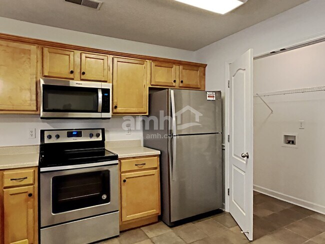 Photo - 1504 Beaconcrest Cir