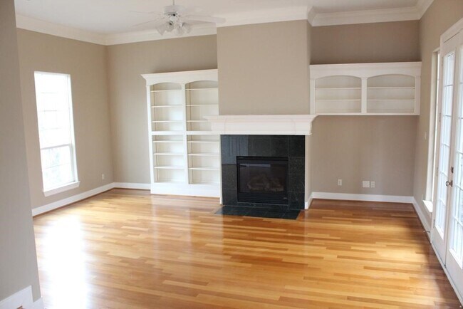 Photo - 1324 Birdsall St
