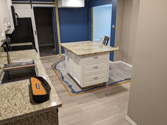 Photo - 3613 Brookeside Dr Unit 1