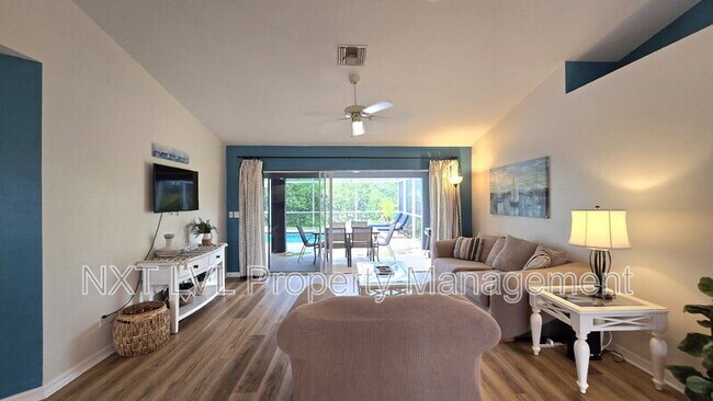 Photo - 3105 Van Buren Pkwy