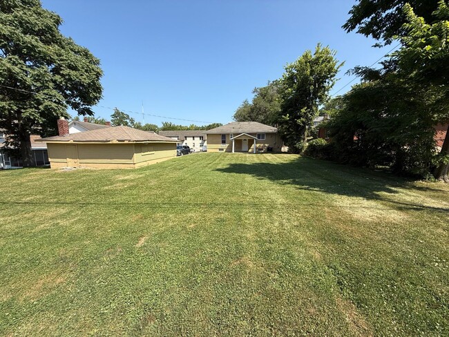 Photo - 171 W Patterson Ave