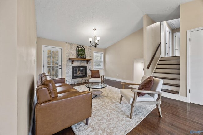 Photo - 235 Usher Rd