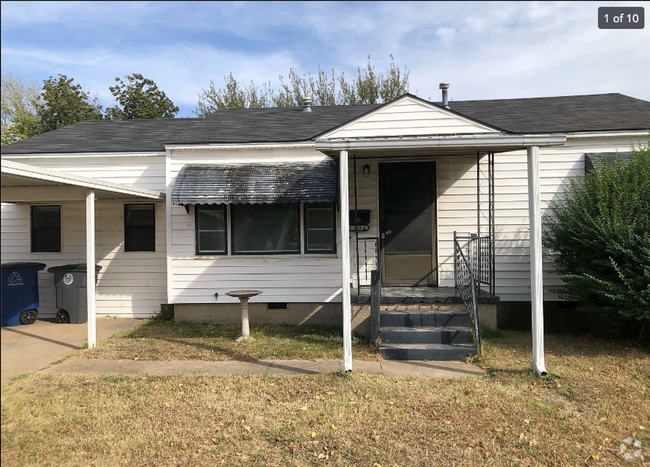 Building Photo - Cozy 2-bedroom House