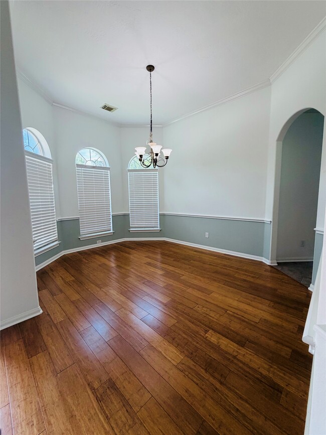 Photo - 38 N Regan Mead Cir