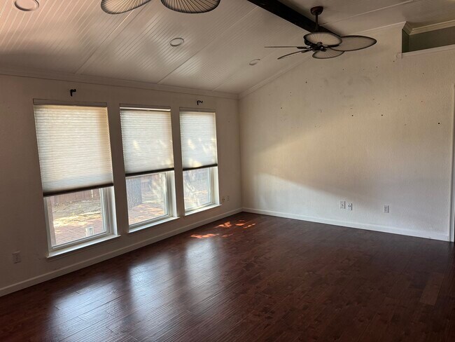 Photo - 6301 Glen Knoll Dr