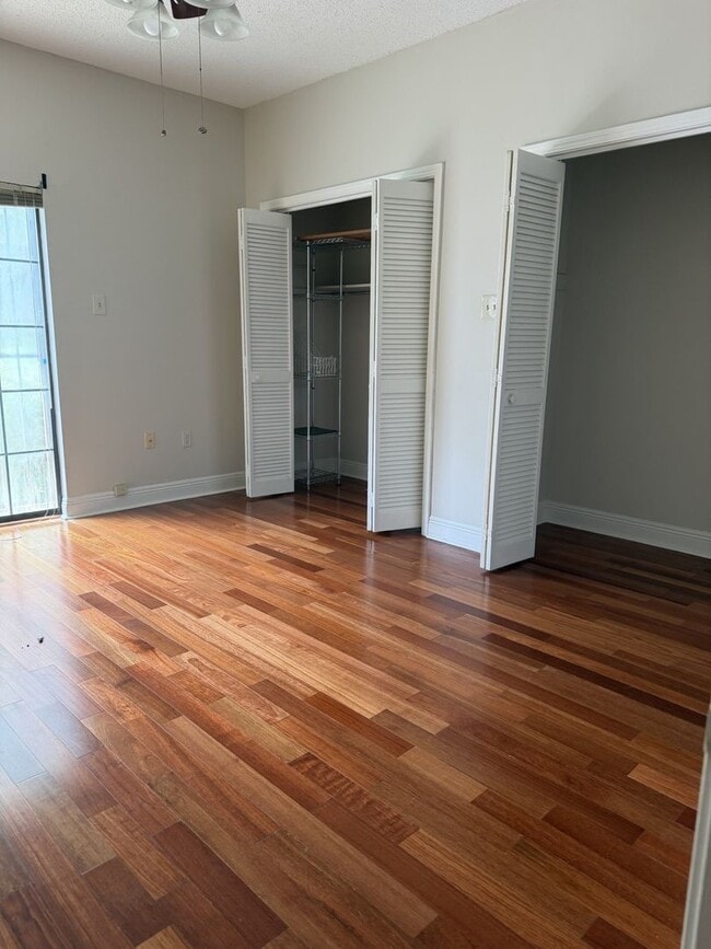 Photo - fdv0206 Unit 204