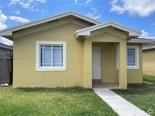 Building Photo - 926 SW 8th Pl Rental