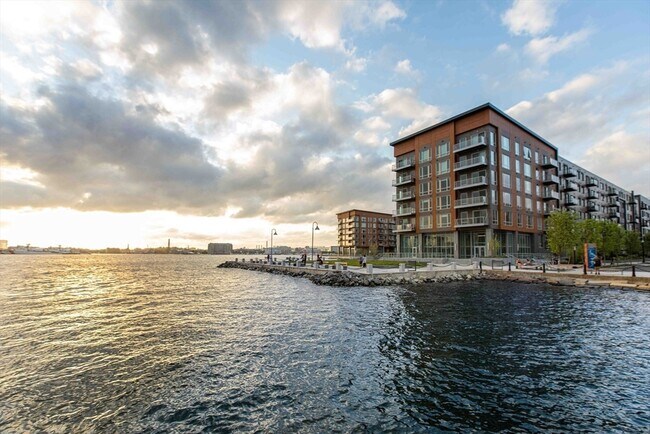 Photo - 45 Lewis St Unit 513