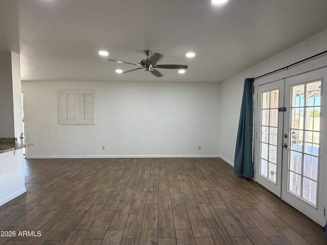 Photo - 2 E Piedmont Rd