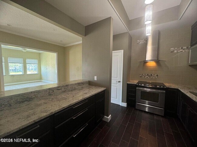 Photo - 24 Tifton Way S