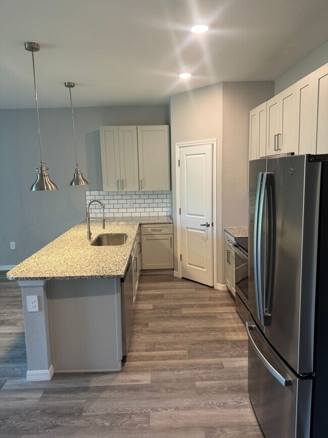 Photo - 1153 Oceanic Rd